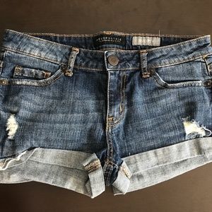 Aeropostale Shorty Shorts Size 2